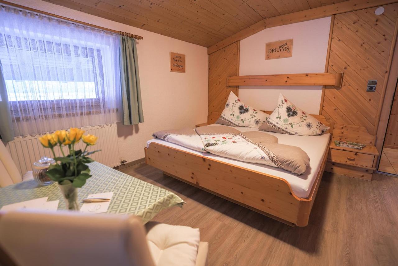 シュトゥンムHaus Carmenアパートメント エクステリア 写真
