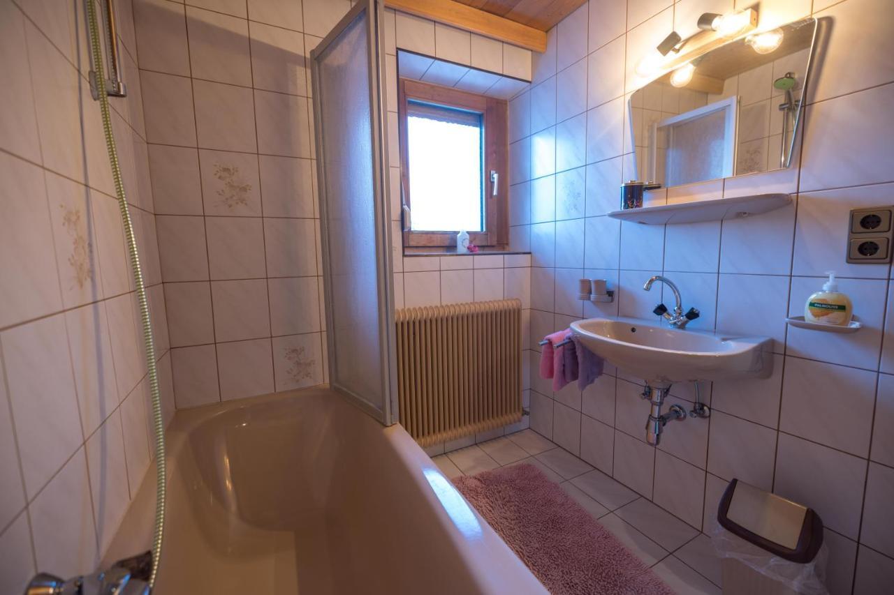 シュトゥンムHaus Carmenアパートメント エクステリア 写真